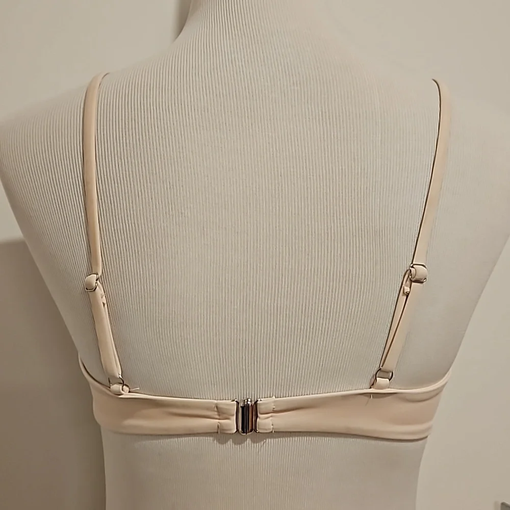 ZAFUL blush pale pink plunge padded push-up bikini top Medium size 6 EUC